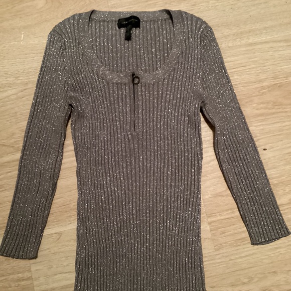 Sweater - Picture 1 of 5